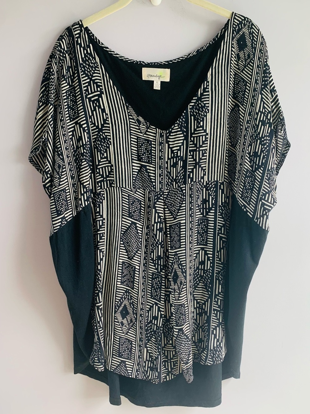 Porridge Anthropology Top Ikat Black Cream Abstract Lightweight Flowy EUC XL